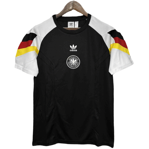 24-25 Germany pre-match training uniform