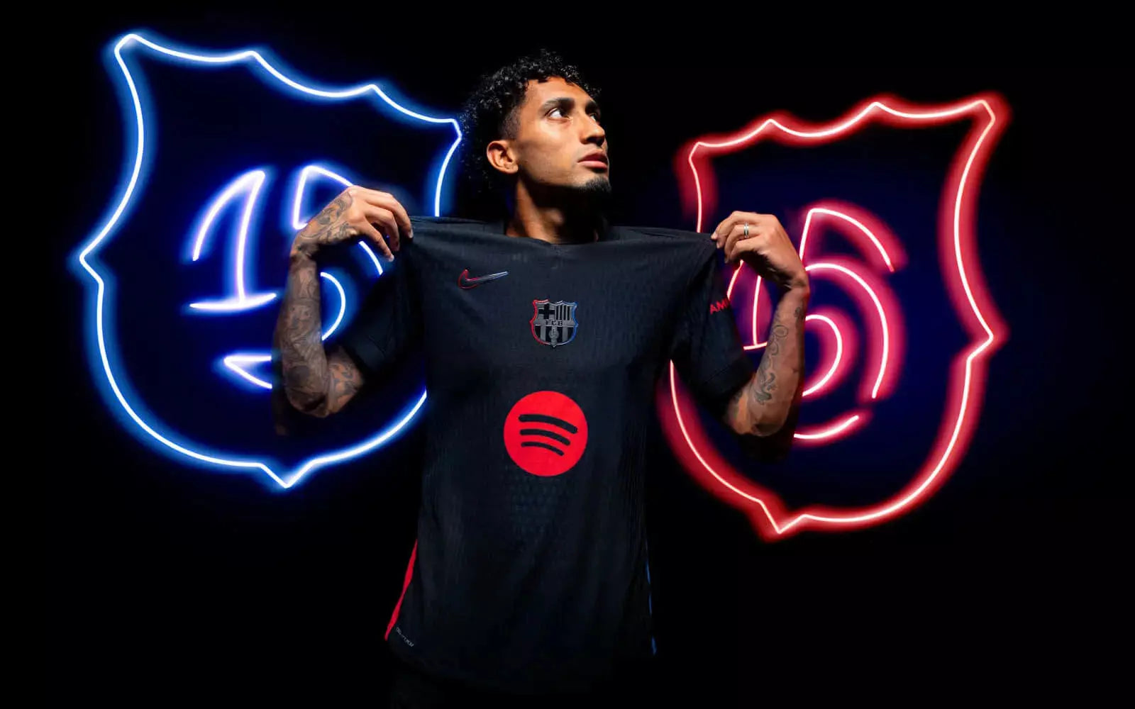 AnyConv.com__Camisa-reserva-do-Barcelona-2024-2025-Nike-1.jpg Barcelona 2024-25 Away Infantile Kit - Official Nike - Image 1