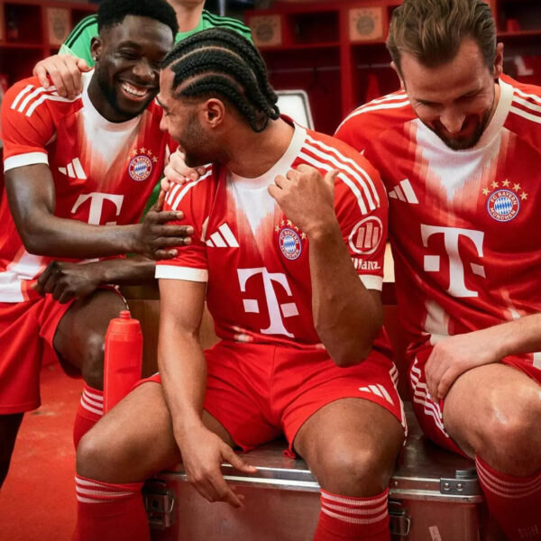 Jersey Bayern Munich 2025/26 Home - Kit Fan Kids