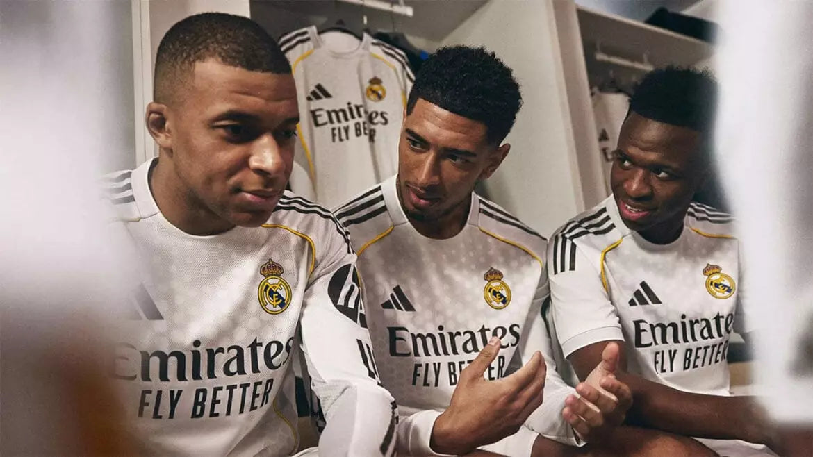 AnyConv.com__Camisa-titular-do-Real-Madrid-2025-2026-Adidas-1170x658-1.jpg Real Madrid 2025-26 Home Infantile Kit - Official Adidas - Image 1