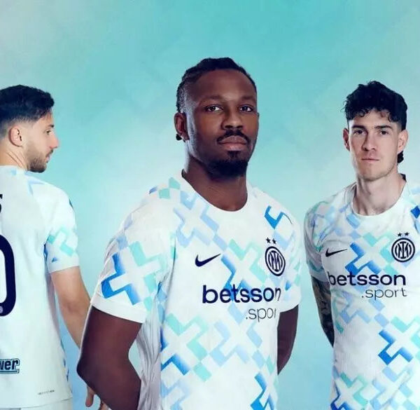 Inter Milan 2025/26 Away Infantile Kit - Official Nike